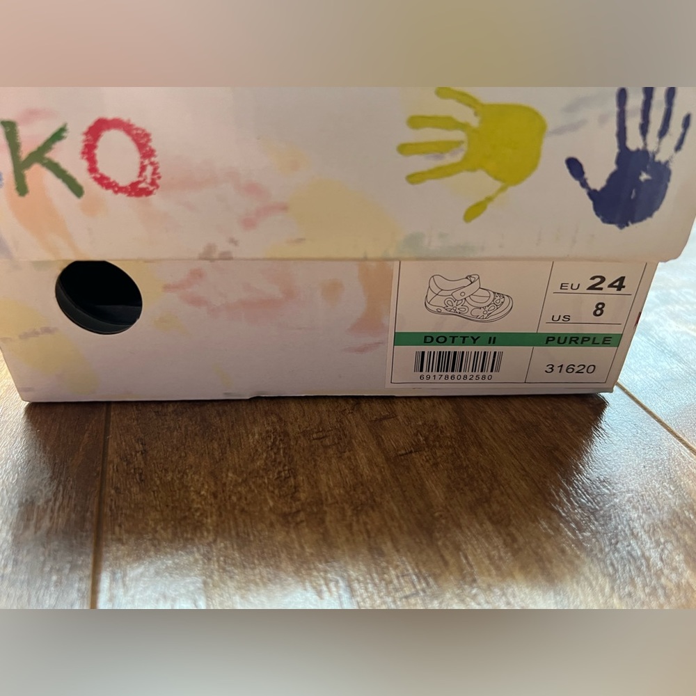 BKO by Beeko Dotty Grey flower MARYJANE ADJUSTABLE STRAP toddler shoes size 24/8 - Picture 3 of 5